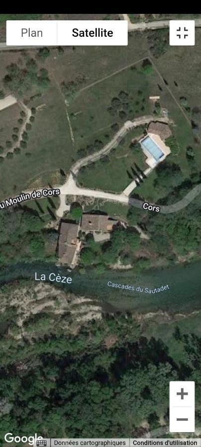 Domaine Du Moulin De Cors Hotel La Roque-sur-Ceze Exterior photo